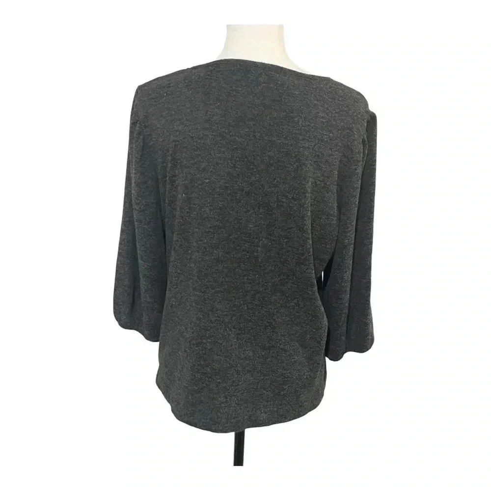Adrienne Vittadini size XL soft light weight sweater, embellished buttons - Picture 4 of 8
